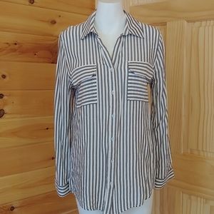 NWOT Oxford Sunday Grey/White Striped Button Down